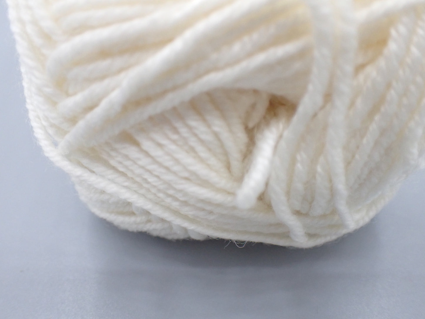 Cascade Yarns Elysian DK weight White
