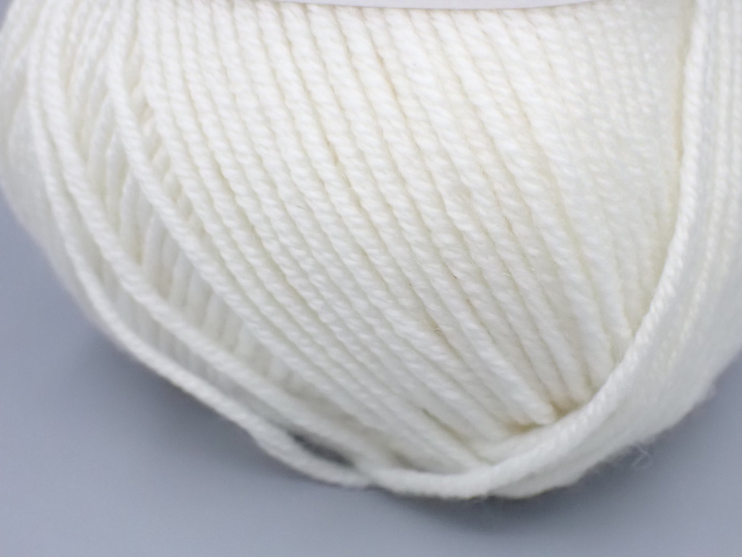 Cascade Yarns Elysian DK weight White