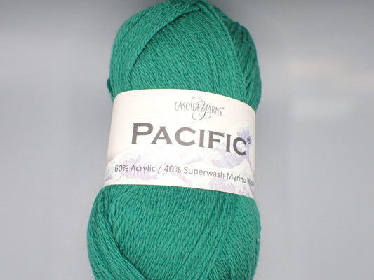 Cascade Yarns Pacific worsted weight Pine Green