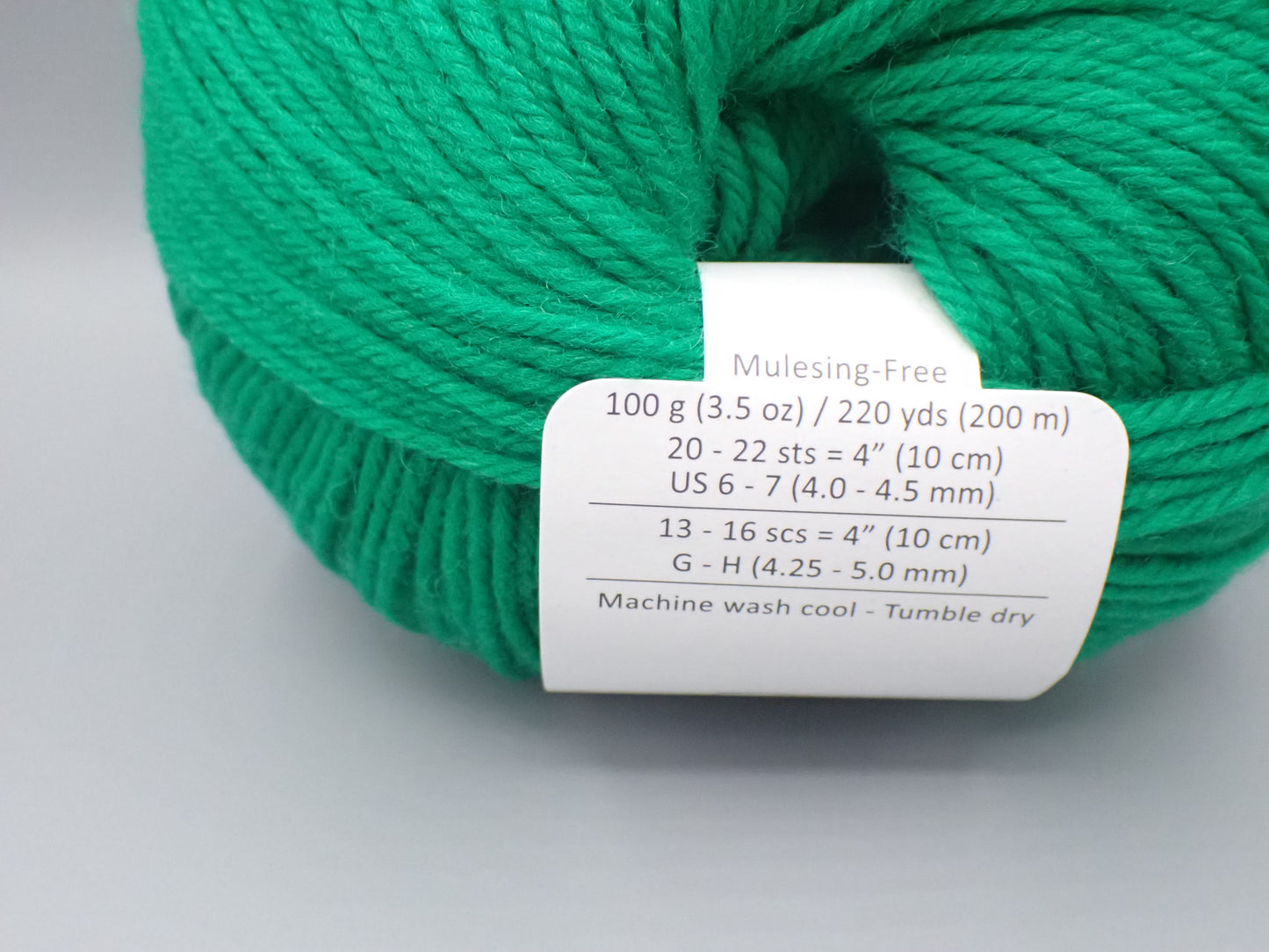 Cascade Yarns 220 Superwash DK weight Christmas Green