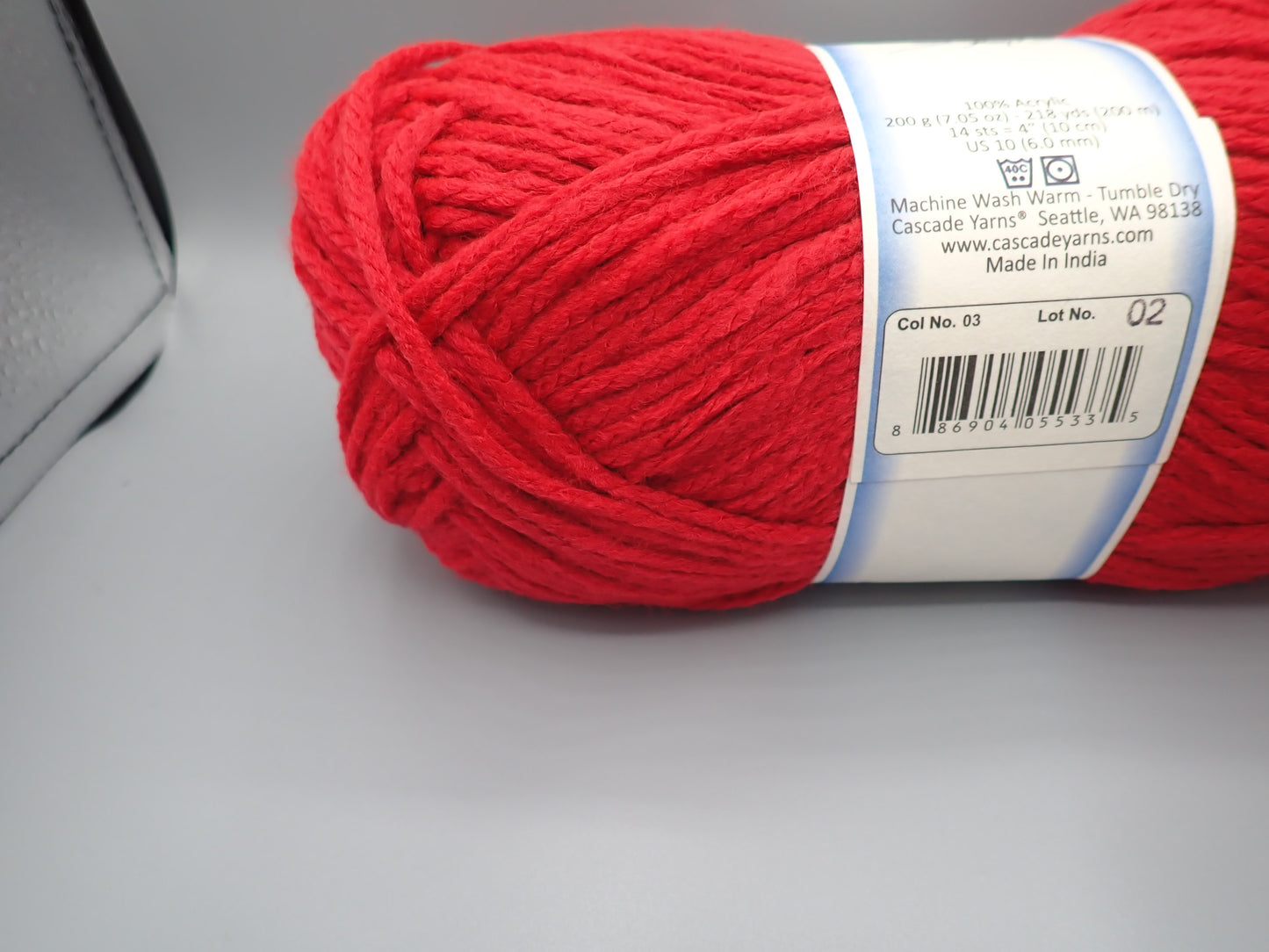 Cascade Yarns Anthem Chunky Bulky weight yarn Red