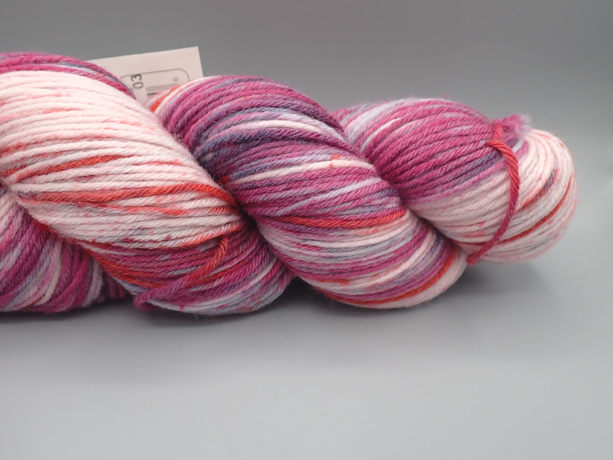 Cascade Yarns Heritage 6 Hand Paints Sock weight Berry Smoke