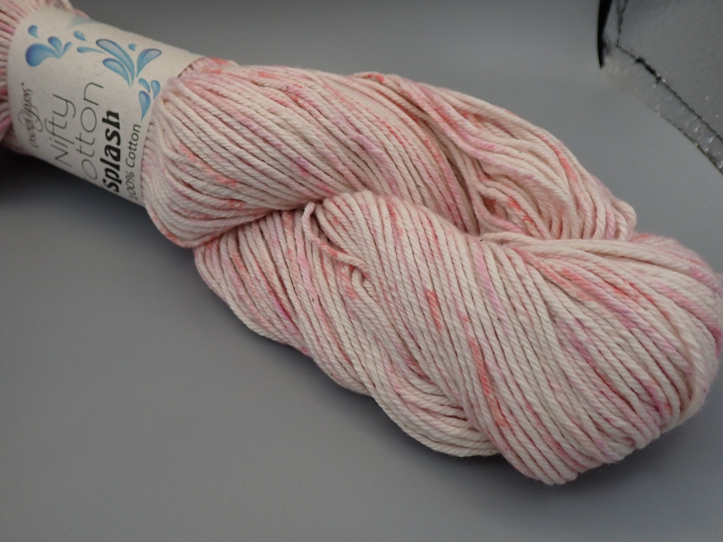 Cascade Yarns Nifty Cotton Splash Worsted weight Carnation