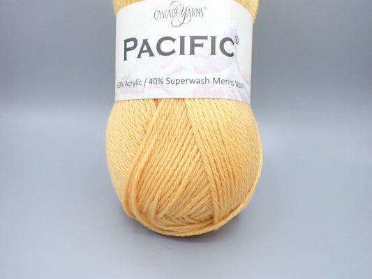 Cascade Yarns Pacific worsted weight Honey Gold