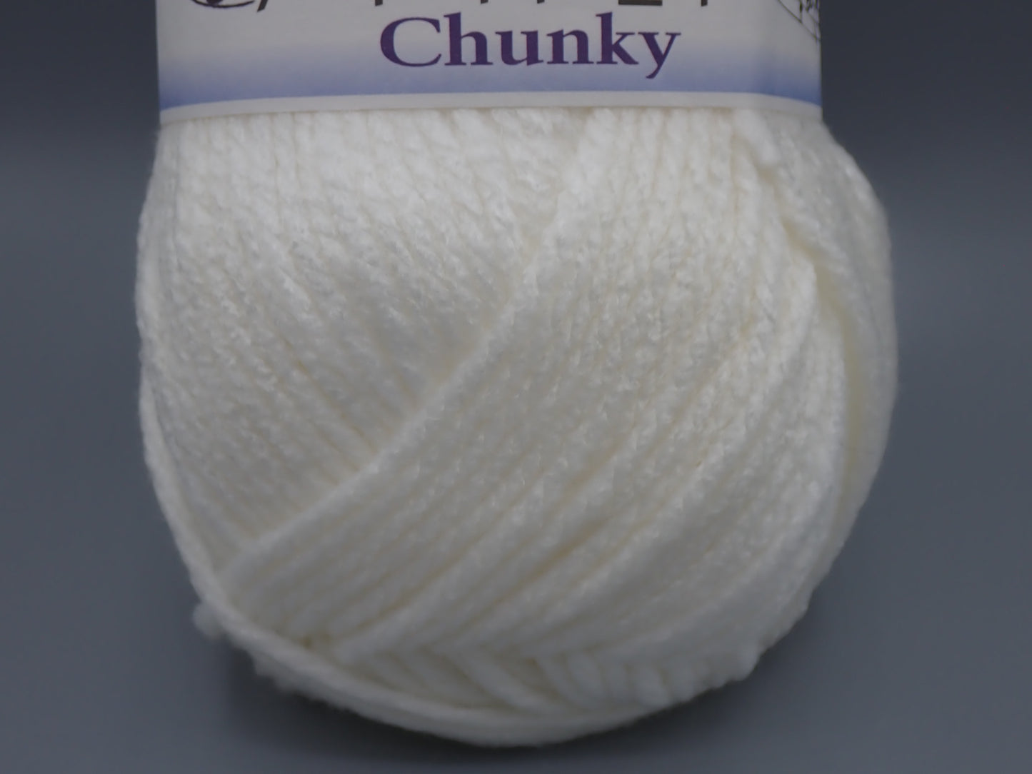 Cascade Yarns Anthem Chunky Bulky weight yarn White