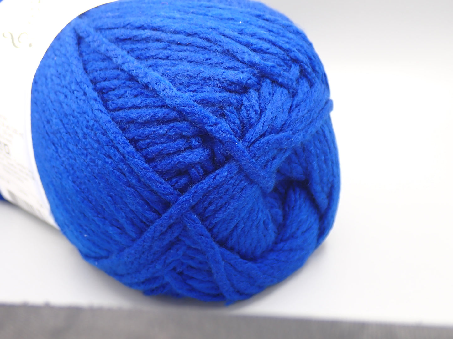 Cascade Yarns Anthem Chunky Bulky weight yarn Cobalt