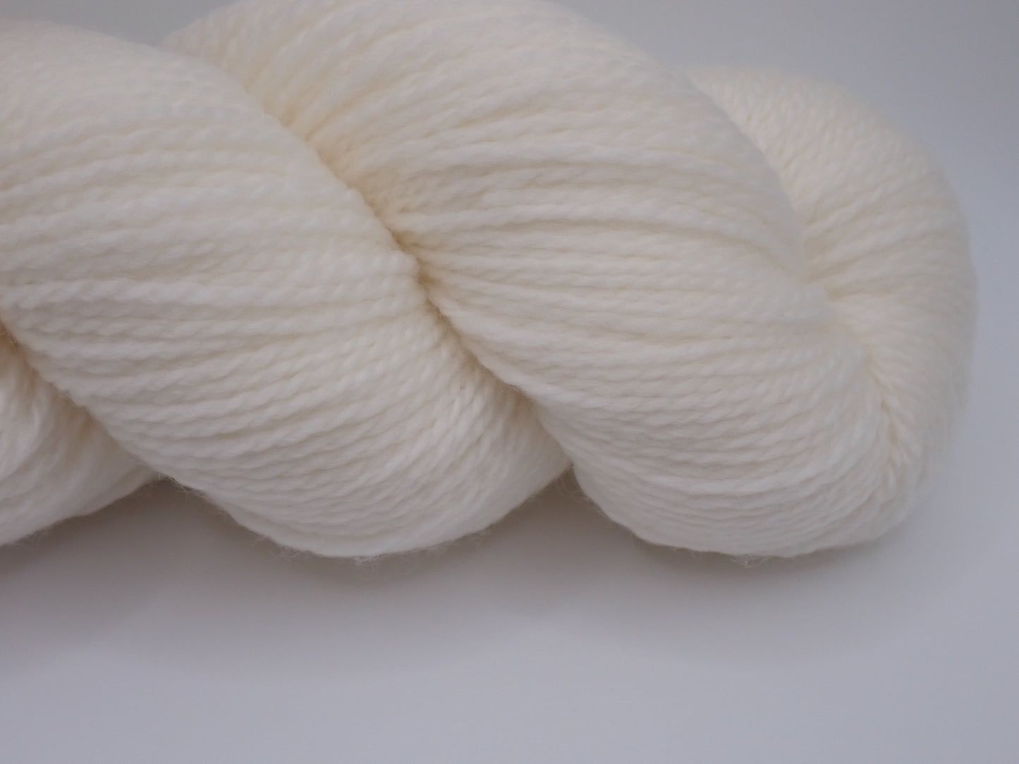 Cascade Yarns 220 Superwash Fingering weight White