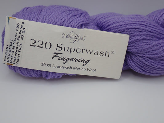 Cascade Yarns 220 Superwash Fingering weight Violet Tulip