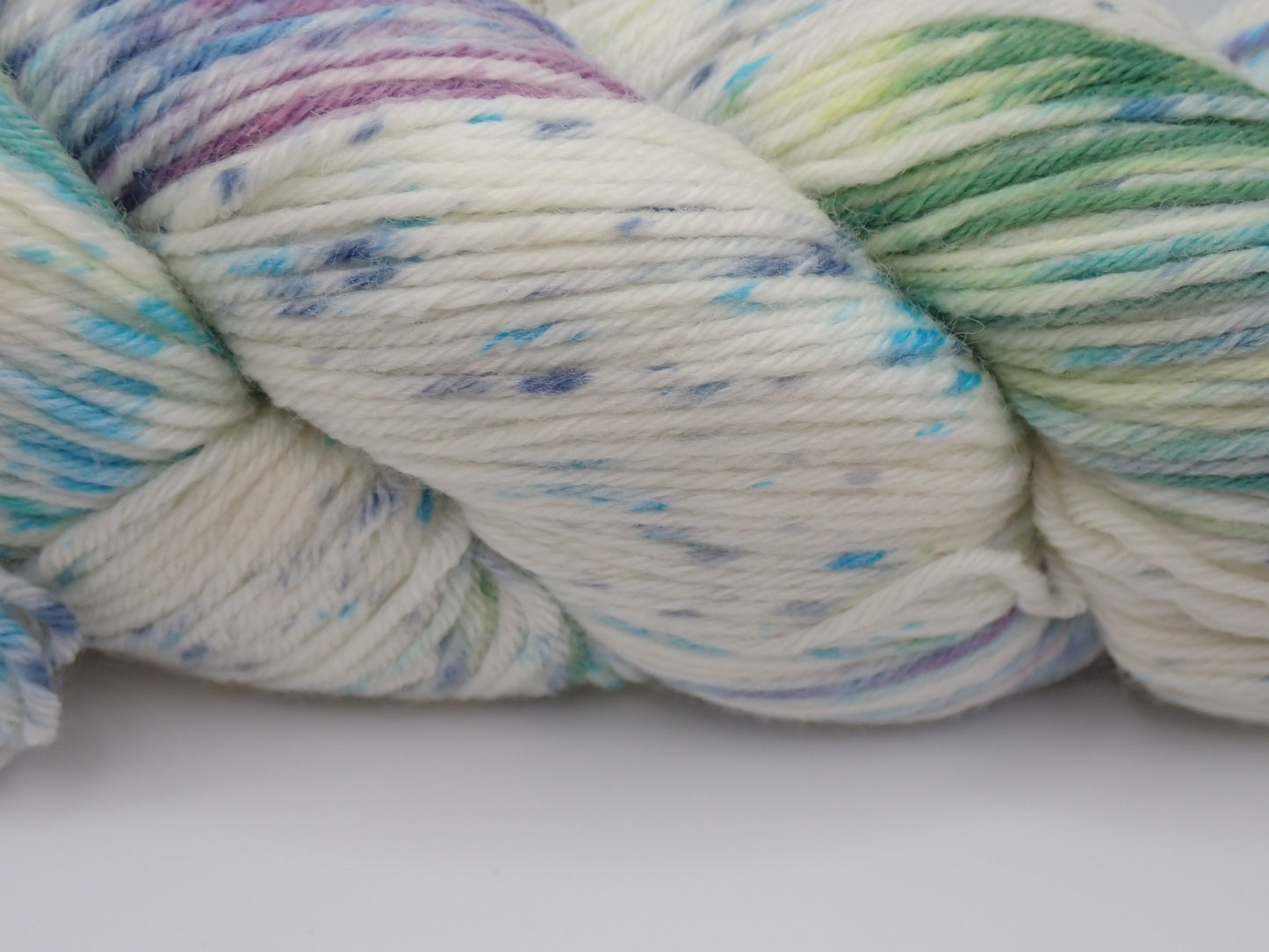 Cascade Yarns Heritage 6 Hand Paints Sock weight Water Lily