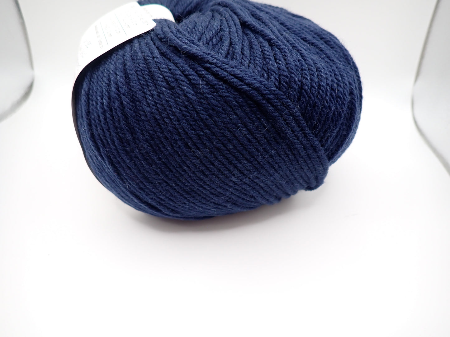 Cascade Yarns 220 Superwash DK weight Navy