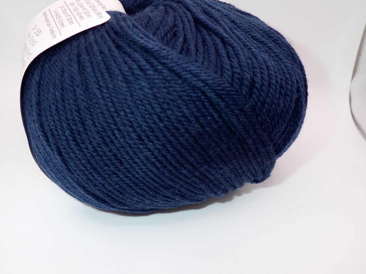 Cascade Yarns 220 Superwash DK weight Navy