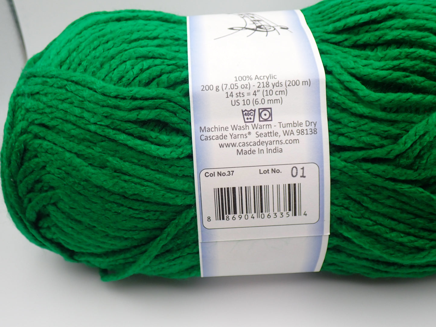 Cascade Yarns Anthem Chunky Bulky weight yarn Christmas Green