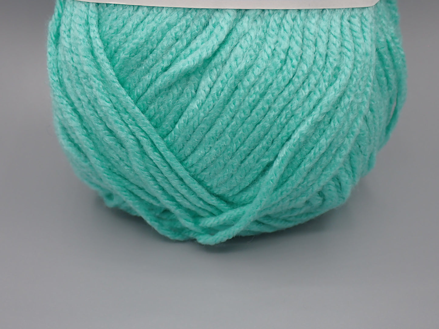 Cascade Yarns Anthem Worsted weight Cockatoo