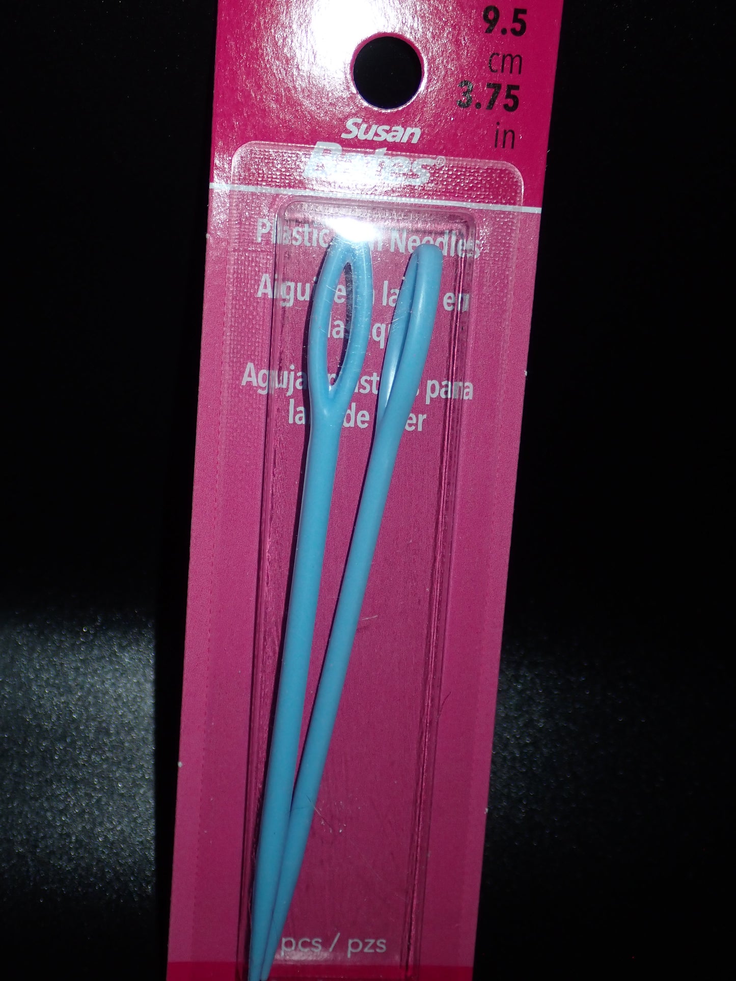 Susan Bates Plastic Yarn Needles 3-3/4" long