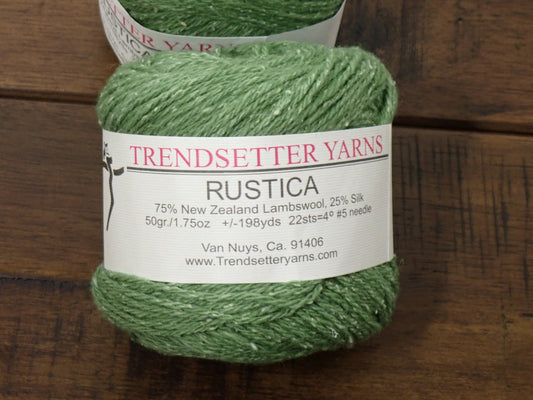 Trendsetter Rustica DK weight yarn Green Lawn