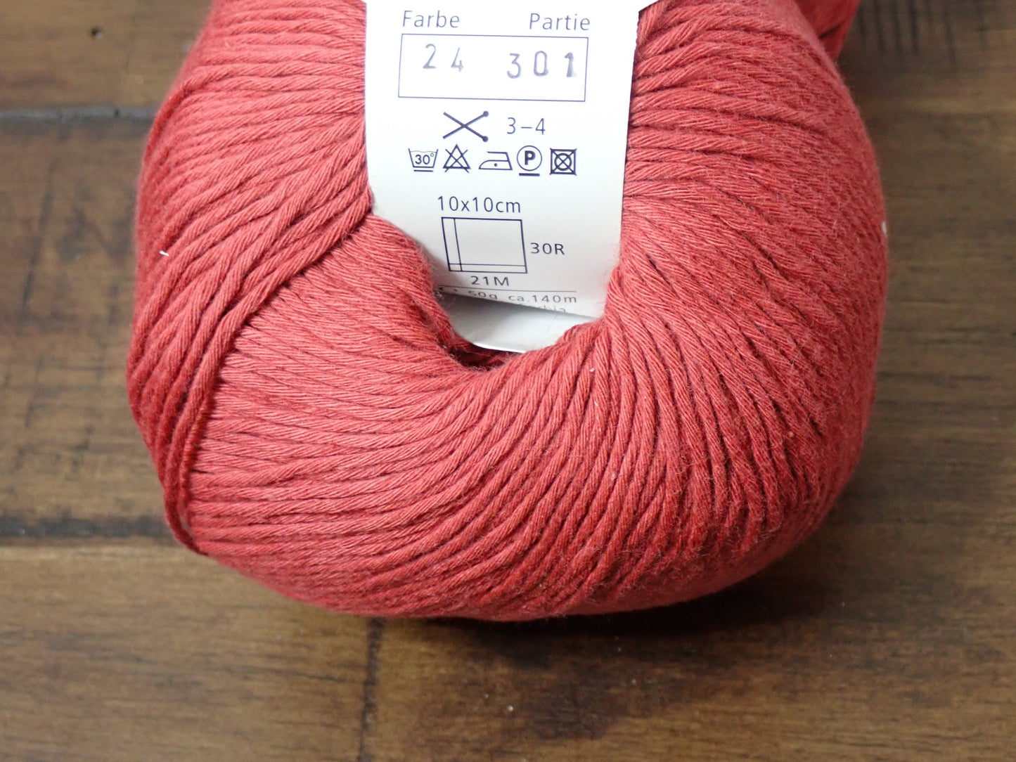 GGH Yarns Cottina DK weight Brick